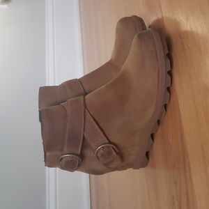 Sorel Joan of Arc wedge boots